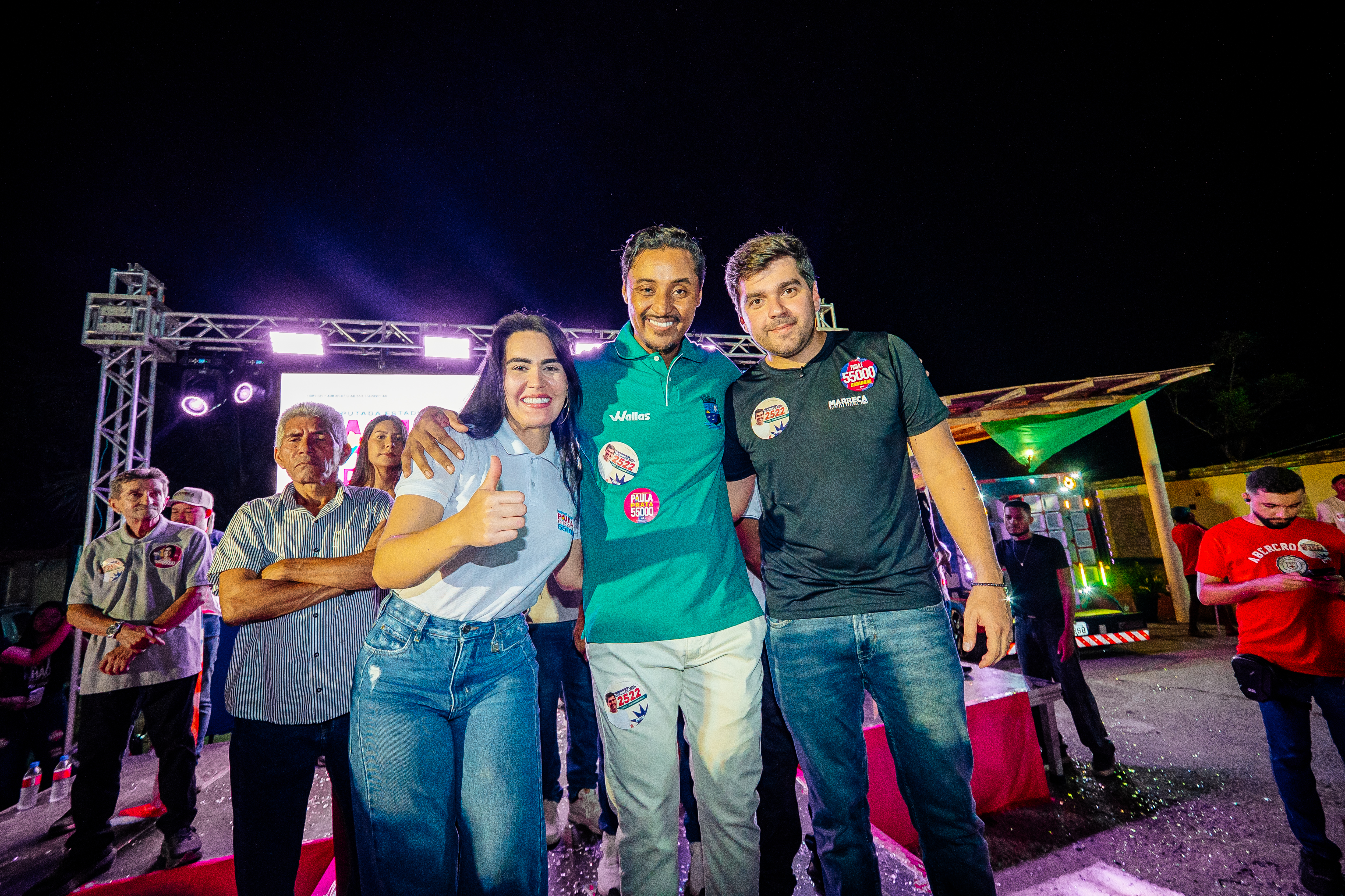 Paula Prata arrasta multidão em caminhada e grande reunião em Igarapé do Meio
